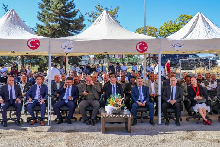 Van'da 569 üreticiye 802 ton sertifikalı arpa tohumu dağıtıldı G1