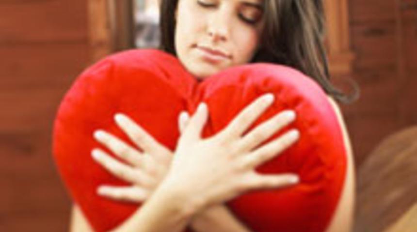 Aşkta &Ouml;zlem Her Daim