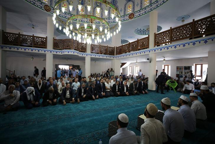 Derik'te iki tırın karıştığı kazada hayatını kaybedenler için mevlit okutuldu G3