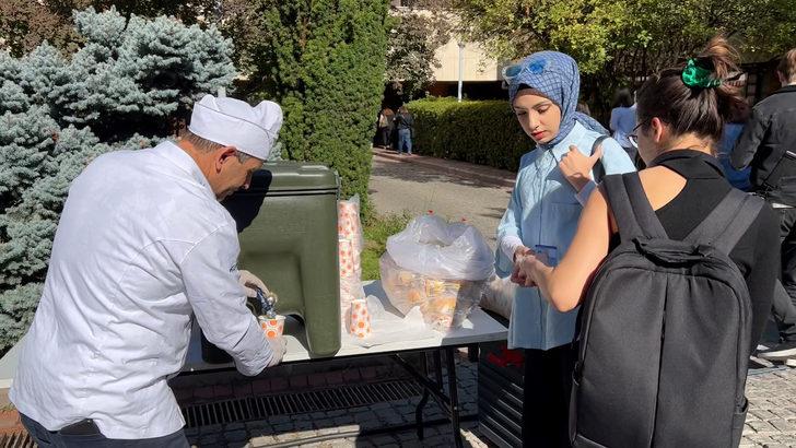 Ankara Üniversitesinden öğrencilere çorba ikramı G2