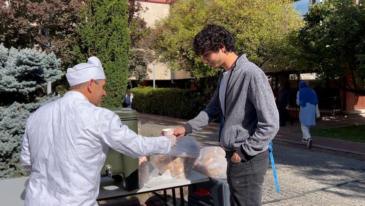 Ankara Üniversitesinden öğrencilere çorba ikramı G4