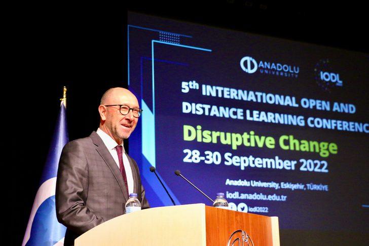 Eskişehir'de "5. Uluslararası Açık ve Uzaktan Öğrenme Konferansı" başladı G1