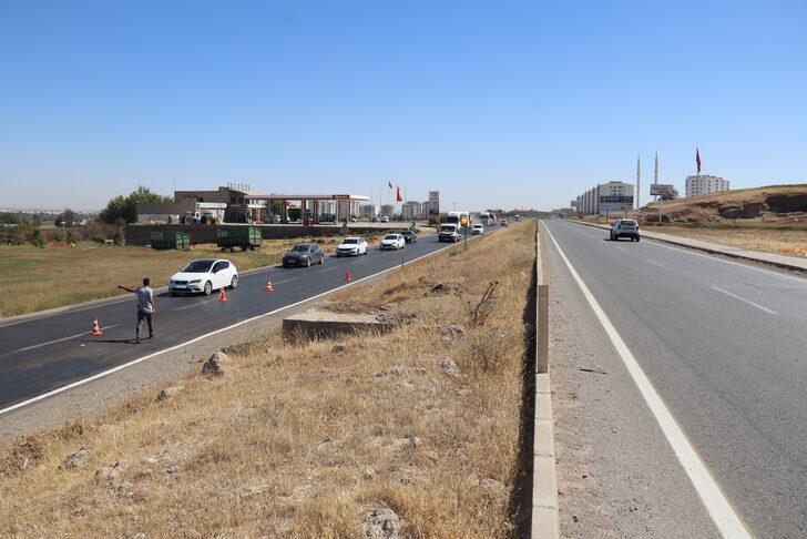 Diyarbakır'da şarampole devrilen otomobildeki 4 kişi yaralandı G4