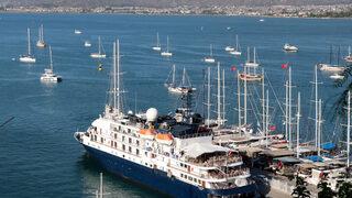 Yolcu gemisi Island Sky Fethiye'ye geldi