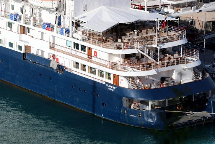 Yolcu gemisi "Island Sky" Fethiye'ye geldi G2