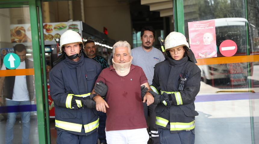 Antalya Şehirler Arası Otob&uuml;s Terminali'nde deprem tatbikatı yapıldı