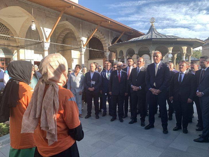 Kültür ve Turizm Bakanı Ersoy, Mevlana Müzesi'ni ziyaret etti G3