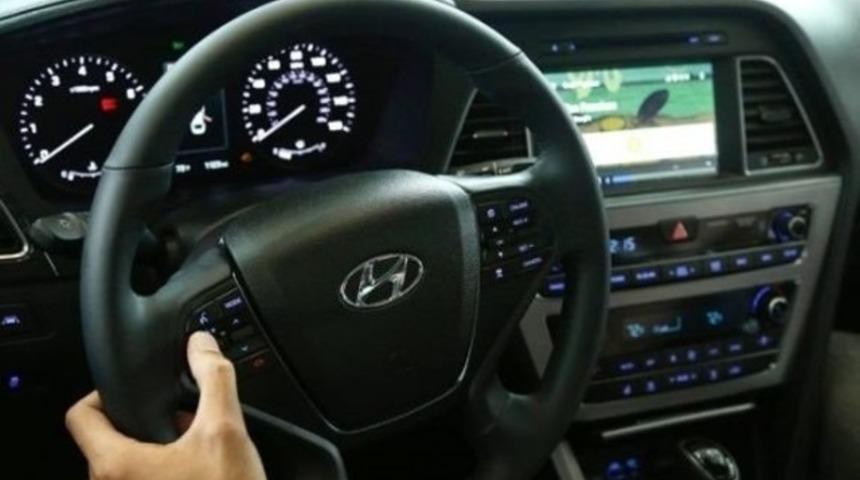 HTC Cello Android Auto&rsquo;ya rakip olacak