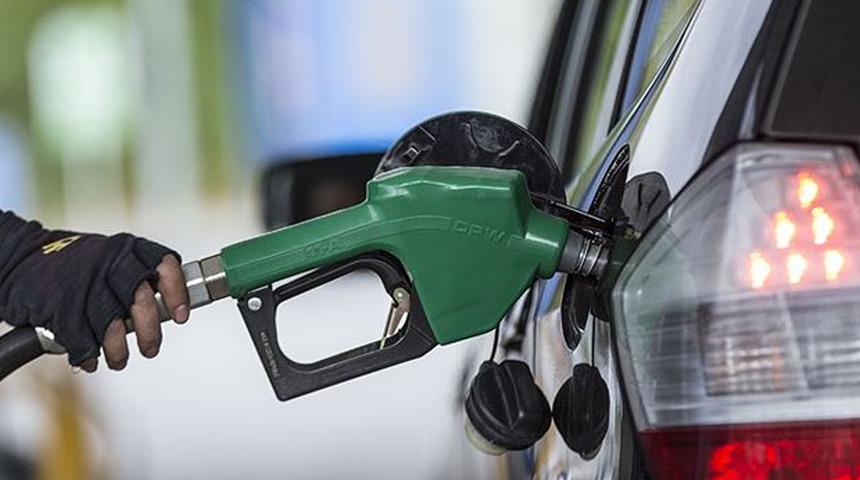 Rumlar KKTC'ye akın etti! Sınırda uzun kuyruklar oluştu