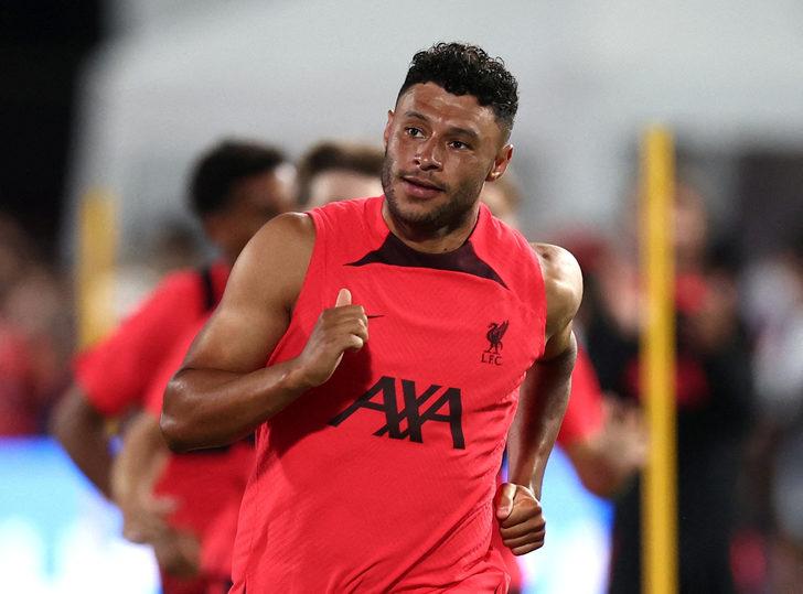 Liverpool'un yıldız futbolcusu Alex Oxlade-Chamberlain'in 3,5 milyon sterlinlik evi soyuldu! "Sadece maddi zarar vermediler..." G5
