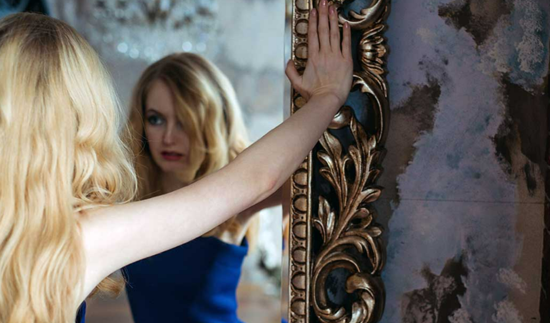 15- KATOPTRONOFİLİ 