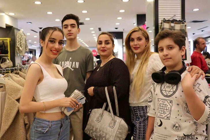 Türkiye sefası esnafın yüzünü güldürdü! 9 ay yetmiyor... "Ciddi oranda doluluk var" G2