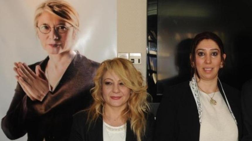 Anadolu Partisi'nin Kayseri'deki 9 milletvekili adayı da kadın