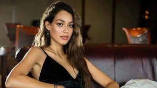 Kusursuz Kiracı'nın Mona'sı Dilan Çiçek Deniz sevgilisi Thor ile aşk pozu verdi!