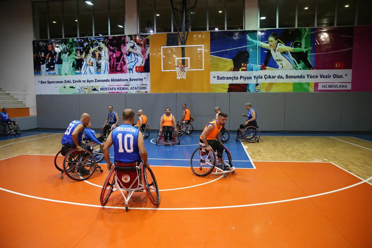 Hatay B&uuml;y&uuml;kşehir Belediyespor, Tekerlekli Sandalye Basketbol Lig'i hazırlıklarını s&uuml;rd&uuml;r&uuml;yor