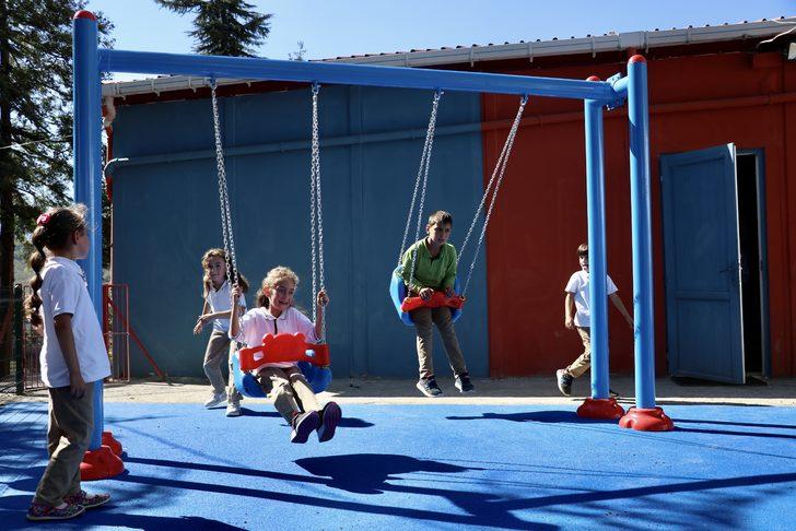 Plastik atıklar Trabzon'da oyun parkına dönüştü G2