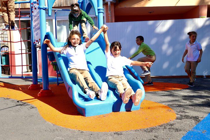 Plastik atıklar Trabzon'da oyun parkına dönüştü G5