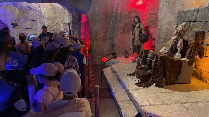 Samsun'da öğrenciler "Kanka" ile kenti gezdi G4