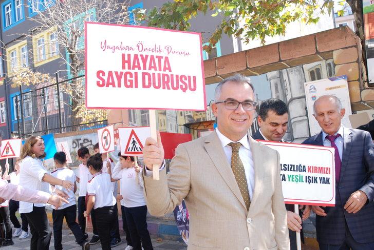 "Yayalara öncelik duruşu, hayata saygı duruşu" kampanyası İstanbul'da başlatıldı G2