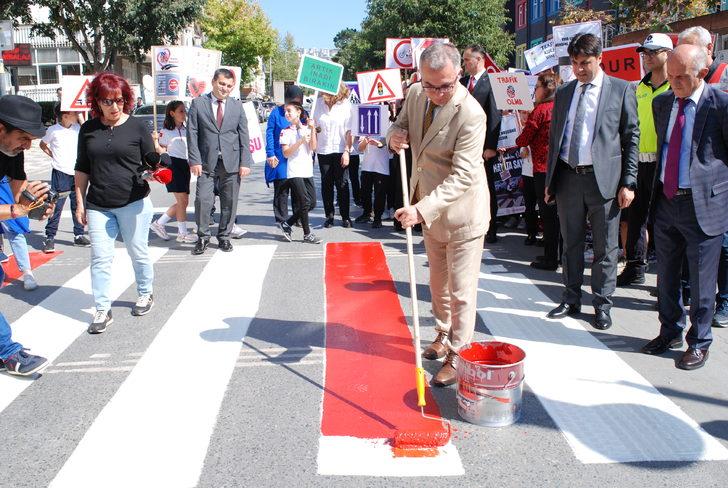 "Yayalara öncelik duruşu, hayata saygı duruşu" kampanyası İstanbul'da başlatıldı G4