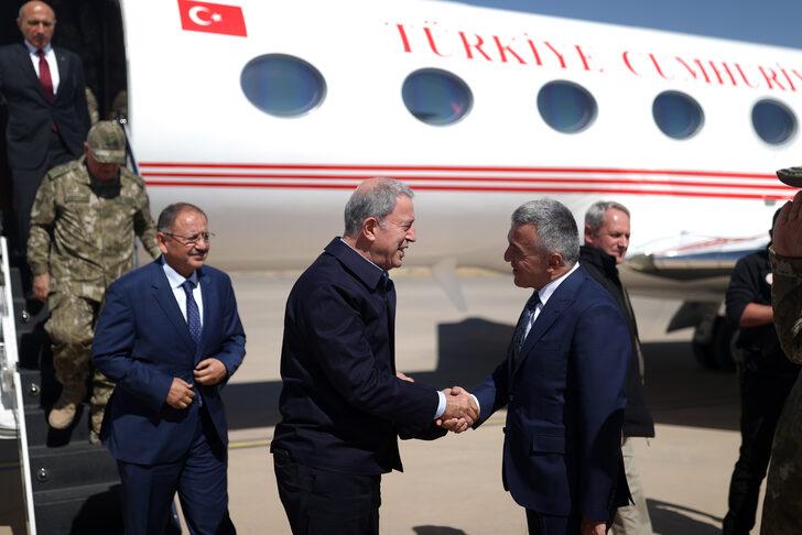 "Demir Pençe" tugayında sancak töreni G1