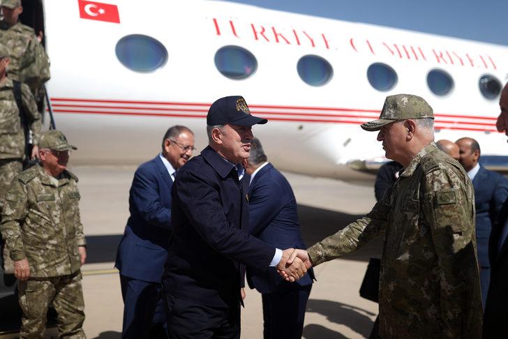 "Demir Pençe" tugayında sancak töreni G2