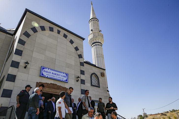 Diyarbakır'da hayırsever iş insanının oğlu anısına yaptırdığı okul ve cami açıldı G4