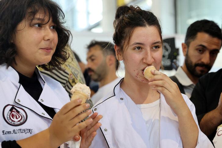 Başkentte acı biberli dondurma yeme yarışması yapıldı G2
