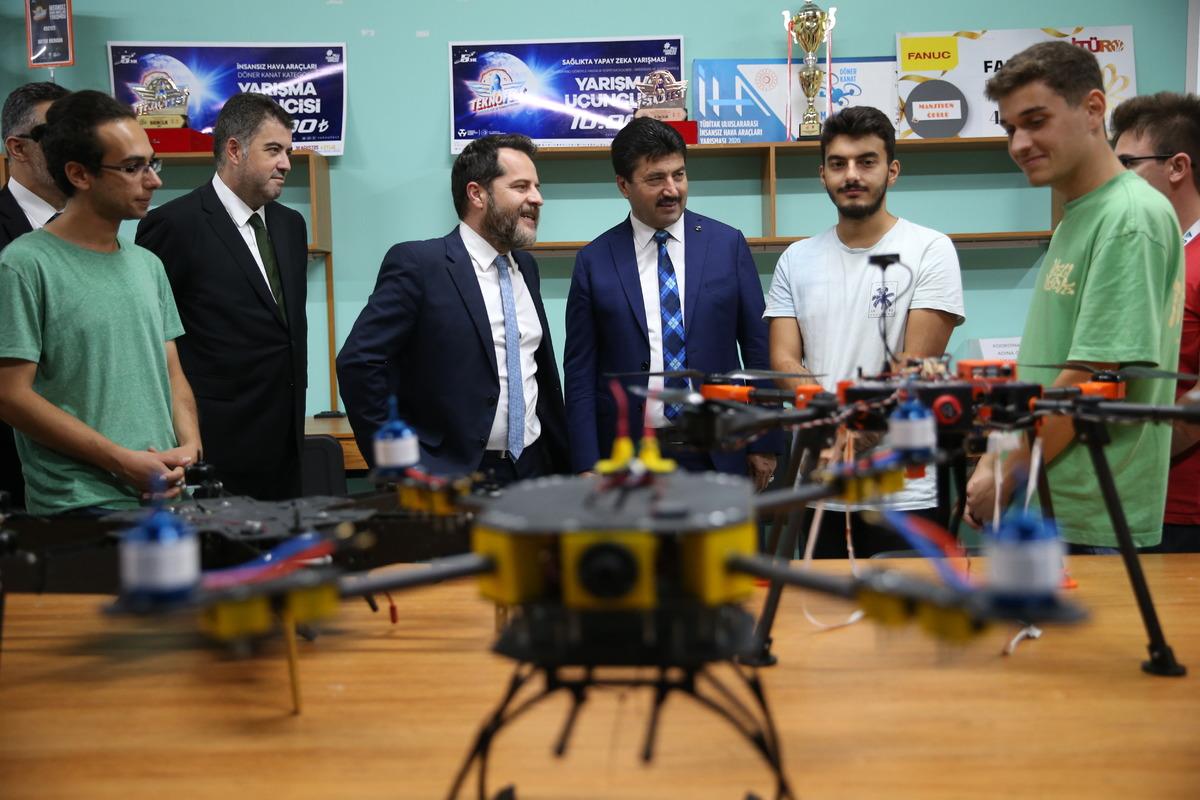 Nef Vakfı'ndan Sakarya Uygulamalı Bilimler &Uuml;niversitesine eğitim binası desteği