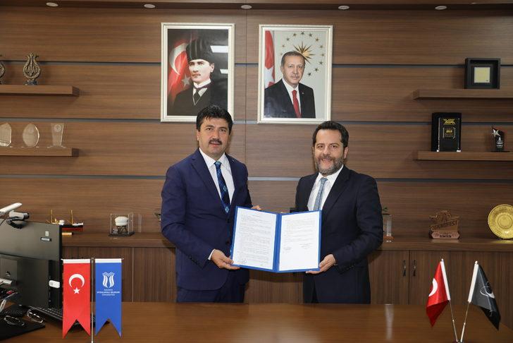 Nef Vakfı'ndan Sakarya Uygulamalı Bilimler Üniversitesine eğitim binası desteği G5