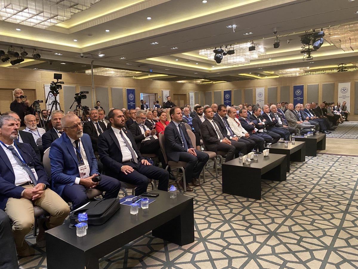 T&uuml;rkiye 22. Uluslararası K&ouml;m&uuml;r Kongresi ve Sergisi Zonguldak'ta başladı