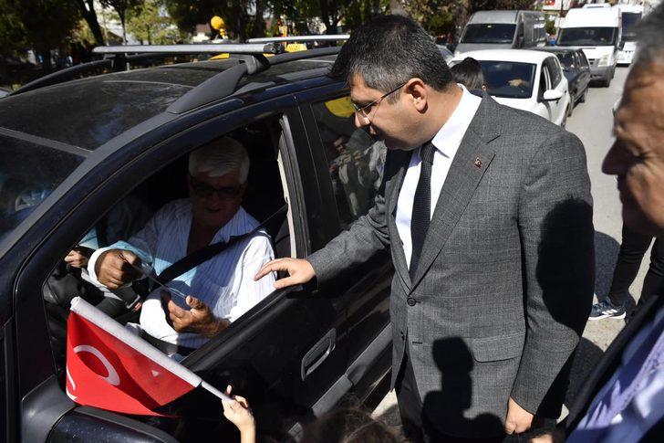 Trakya'da "Yayalara öncelik duruşu, hayata saygı duruşu" etkinliği kapsamında yaya geçitleri boyandı G3