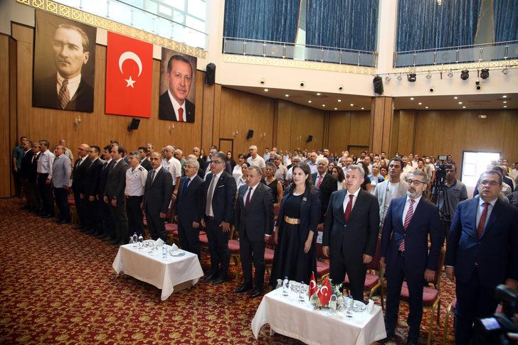 Adana'da "İnsan Hakları İstişare Toplantısı" düzenlendi G1