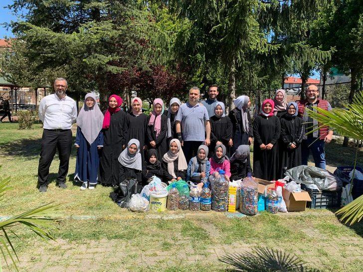 Sakarya'da 18 okulda 1 ton 650 kilogram atık pil toplandı G3