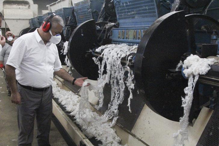 Antalya Valisi Ersin Yazıcı, Serik ilçesinde pamuk hasadına katıldı G5