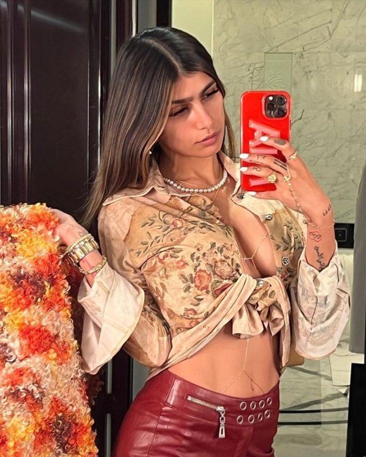 Eski yetişkin film yıldızı Mia Khalifa Paris'i 'sütyensiz' gezdi! Gönderileri olay oldu G1