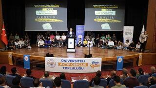 Dışişleri Bakanı Çavuşoğlu, Pamukkale Üniversitesi ÜNİAK Gençlik Buluşması'nda konuştu: (1)