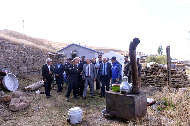 Ardahan Valisi Öner, depremden etkilenen köylerde incelemelerini sürdürdü: G4