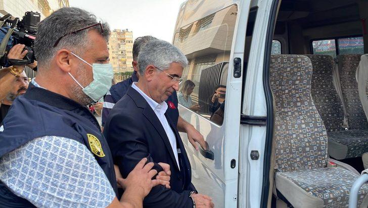 GÜNCELLEME - Mersin'de PKK/KCK operasyonunda yakalanan belediyenin daire başkanı tutuklandı G3