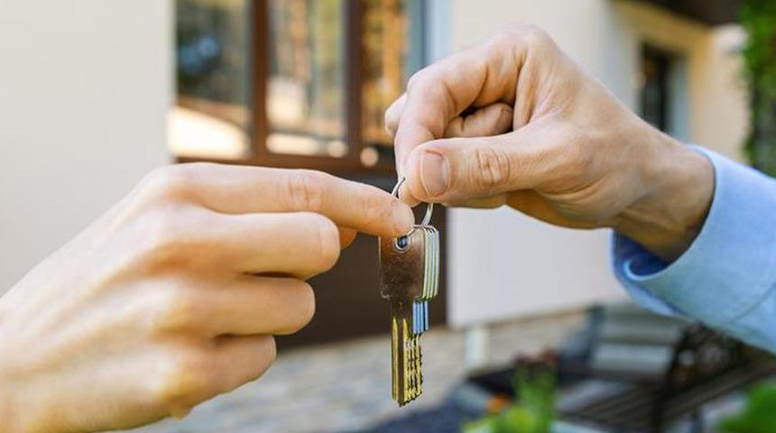 İstanbul'da akılalmaz olay! Bin 300 TL'ye evini kiraladı, hayatının şokunu yaşadı: Evini yabancılar kullanıyor