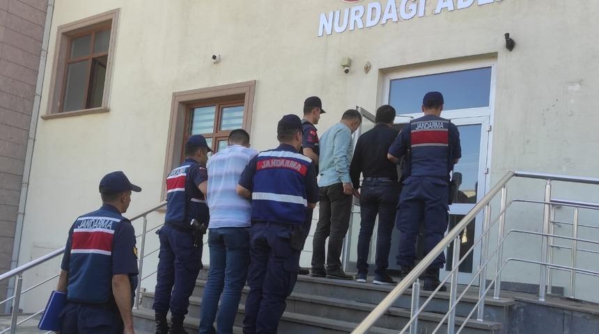 Gaziantep'te uyuşturucu operasyonunda 3 kişi tutuklandı