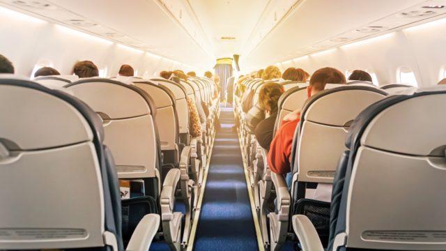 Uçakta hareketli anlar! Yolcular cinsel ilişki sesleri zannetti, gerçek bambaşka çıktı