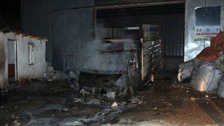 Sivas'ta geri dönüşüm deposunda çıkan yangın söndürüldü