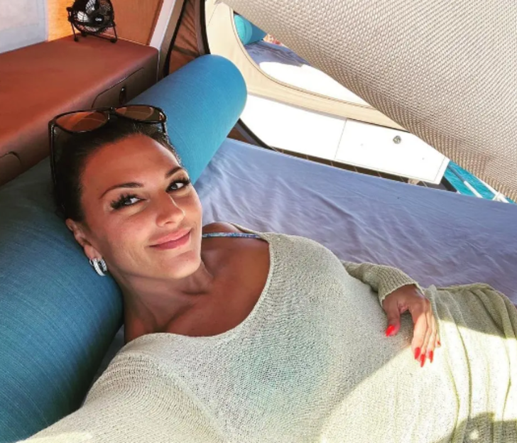 Kucaklama terapistinin dudak uçuklatan serveti! Sarılan şifayı buluyor: Ereksiyon olmaları sorun değil G2