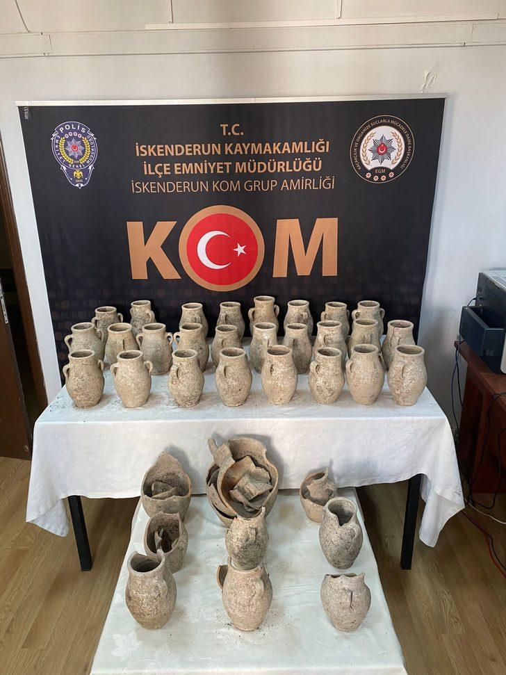 Hatay'da tarihi eser operasyonunda 26 testi ele geçirildi