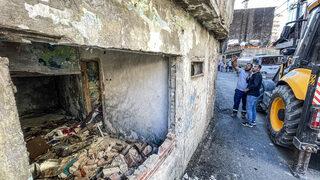 Şişli'de 18 metruk binanın yıkımına başlandı