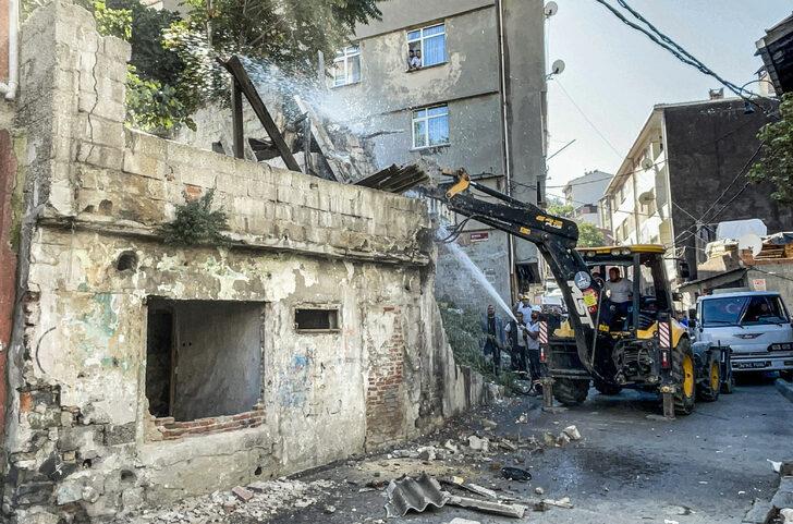 Şişli'de 18 metruk binanın yıkımına başlandı G2