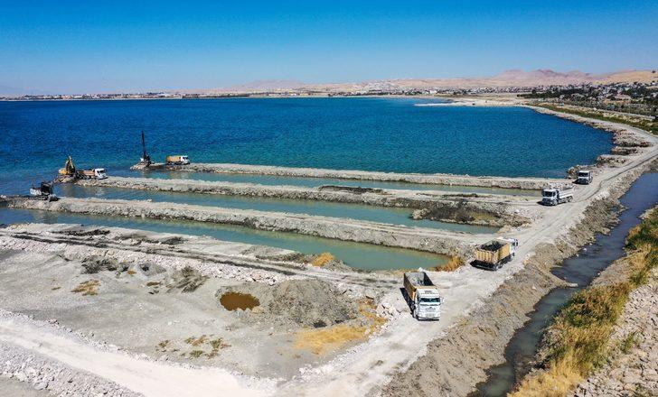 Van Gölü'nün zemininden 550 bin metreküp dip çamuru temizlendi G5