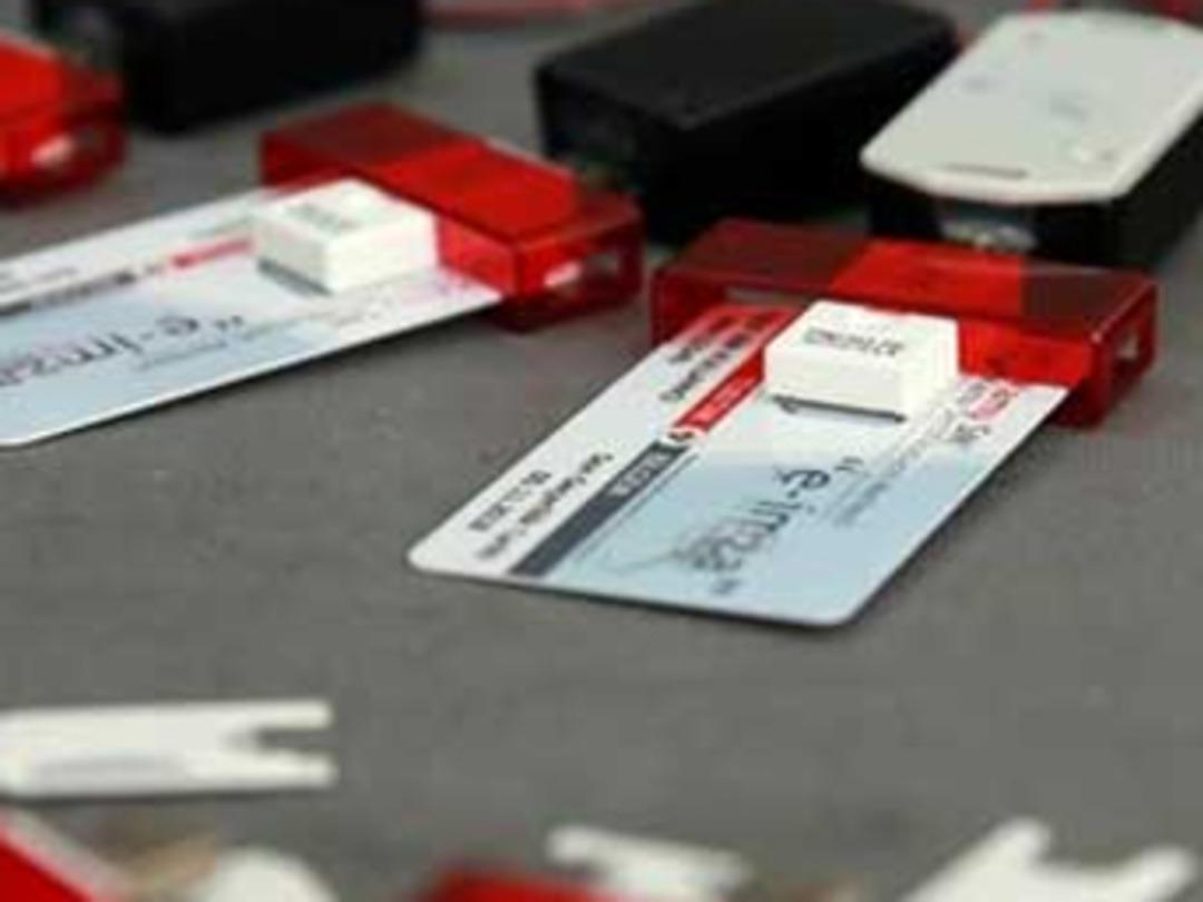 Yeni kimlik kartı başvurularına yoğun ilgi