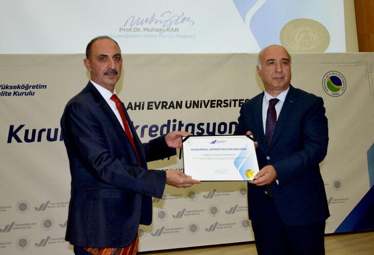 Kırşehir Ahi Evran Üniversitesine Kurumsal Akreditasyon Belgesi verildi G1